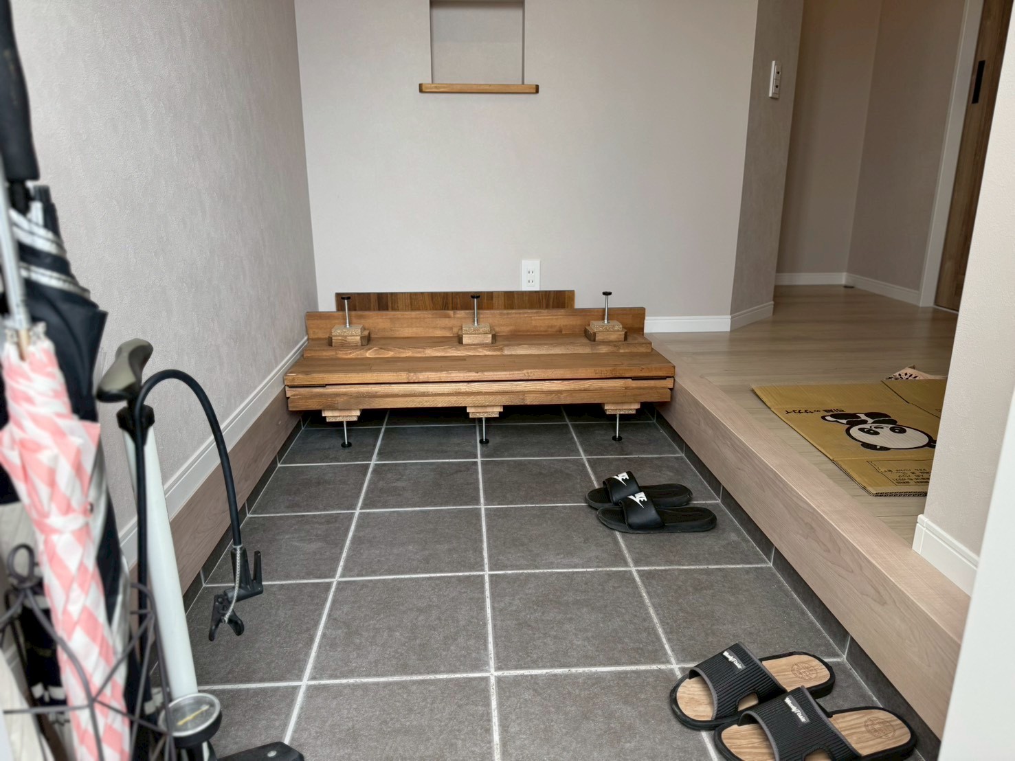 新築：M邸　玄関